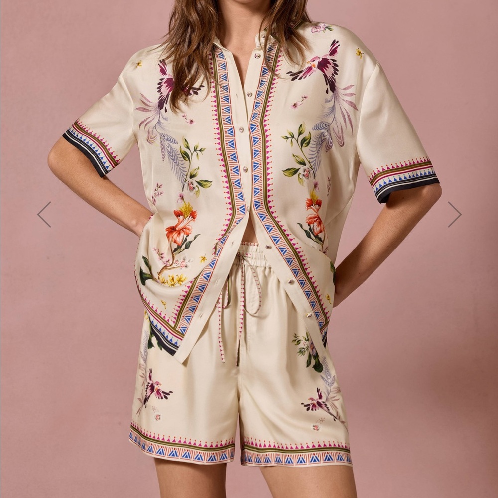 Johnny Was Jade Mayvis pull on shorts XXL NWT
